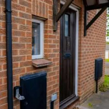 Modern Family Parking Private Garden * Birmingham